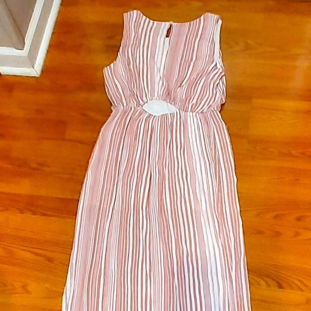 C Woman's pink stripe Dress Sz L Key Hole Back Maxi Side Slit's Sliming Feminine - Picture 4 of 10